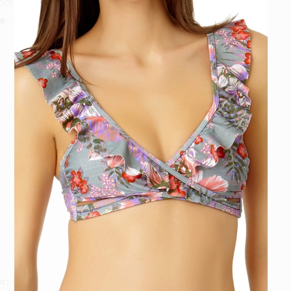 No Boundaries Swimsuit Bikini Top